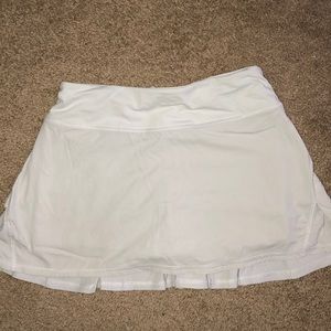 lululemon skirt with ruffles on the back